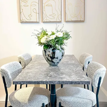 Louvre - Premium Near The Marais For 4 Apartmán