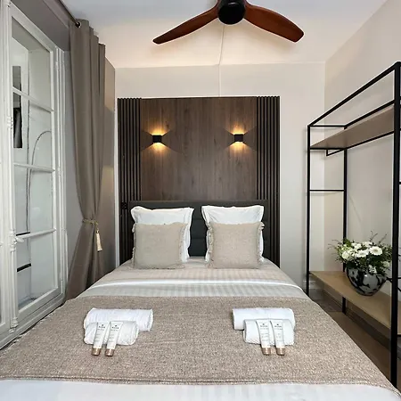 Louvre - Premium Near The Marais For 4 Апартаменты Париж